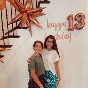 Meet your Posher, Greer